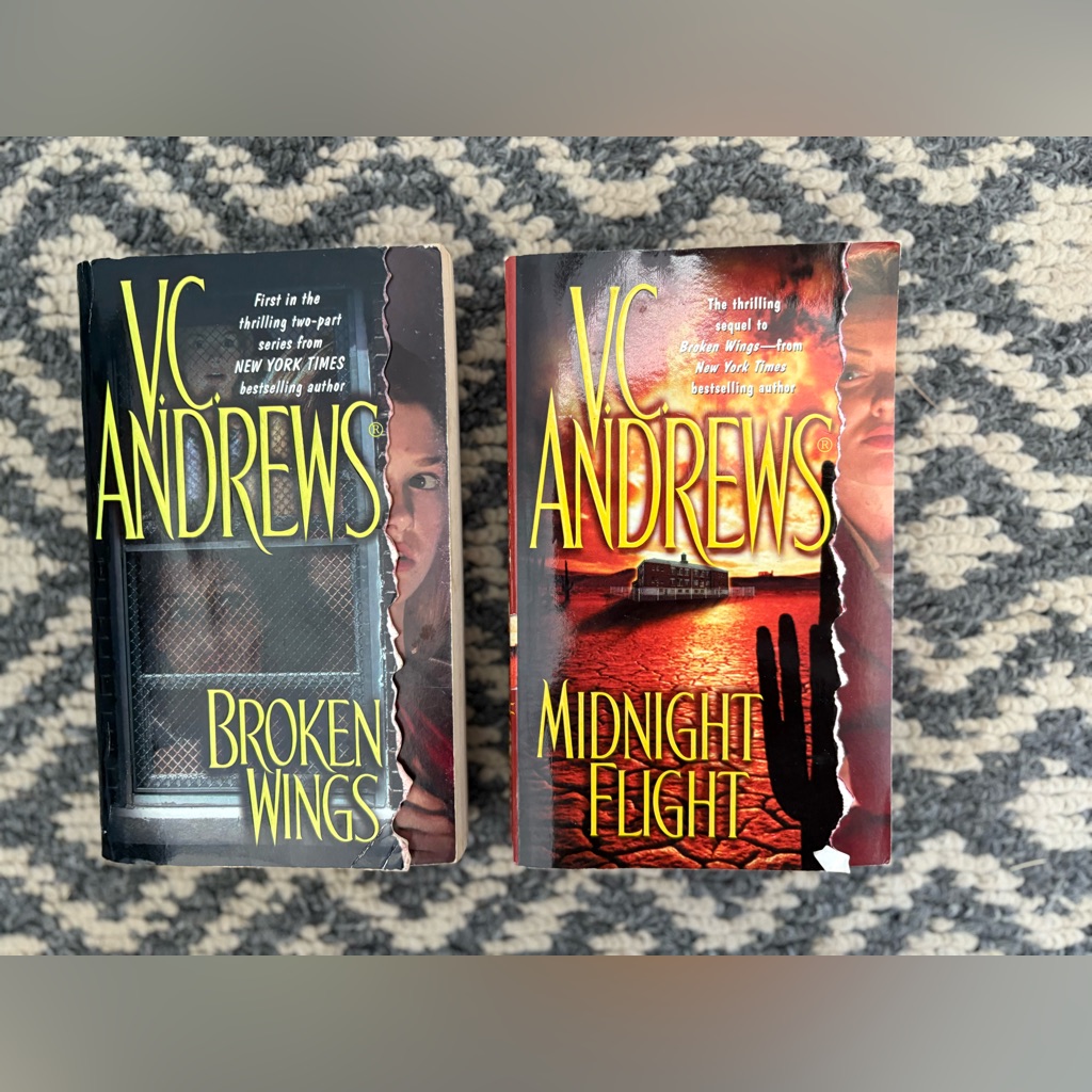 Vc Andrews Book Set  Broken Wings  Midnight Flight